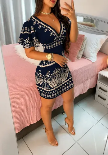 Vestido fashion e curto