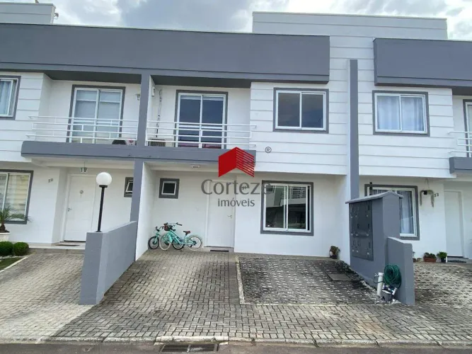 Sobrado em condomínio com 118m² 3 quartos, à venda, no bairro Boneca do Iguaçu em São José