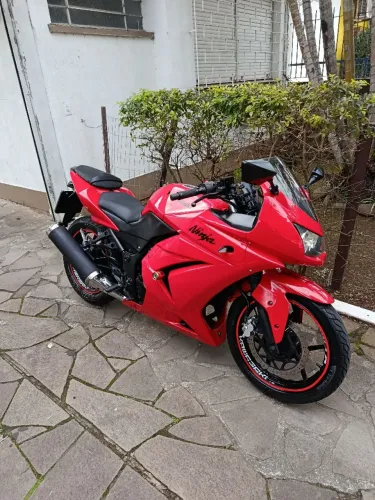 Kawasaki ninja 250r aceito trocas