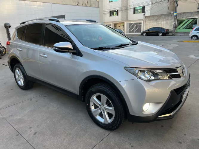 Toyota RAV4 2.0 4X4 16V Aut. 2014