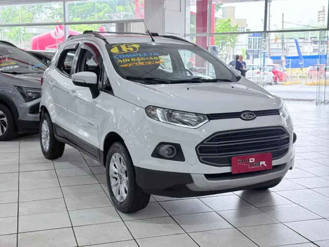 Ford Ecosport Freestyle 1.6 16V Flex 5P 2015