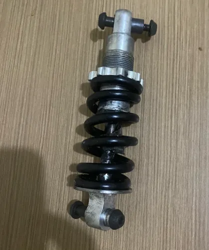 Vendo uma mola central pra bike articulada seminova