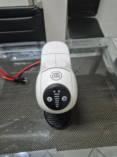 Cafeteira Nescafe Dolce Gusto Gênio S Basic