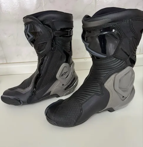 Bota Alpinestars Smx plus v2 Cinza - número 43 Brasil - acompanha caixa - bota muita nova