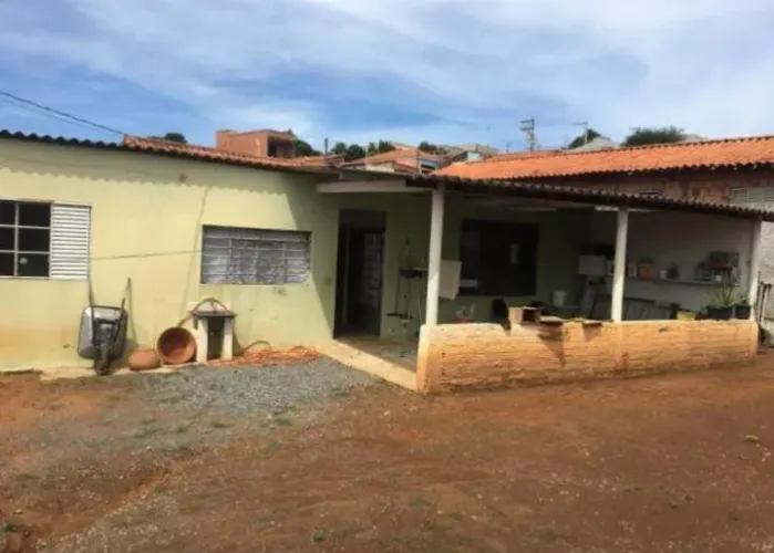 VENDA de CASA/TERRENO - VILA BELO HORIZONTE ITAPETININGA/SP