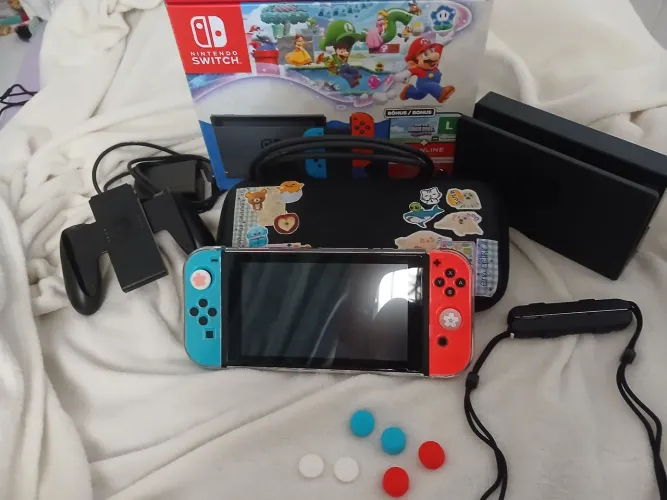 Nintendo switch V2 completo + acessórios 