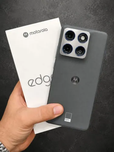Edge 70 256 GB + volta em aparelho superior
