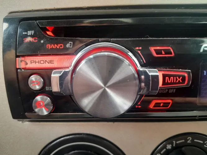 Pioneer golfinho DEH-X8680BT