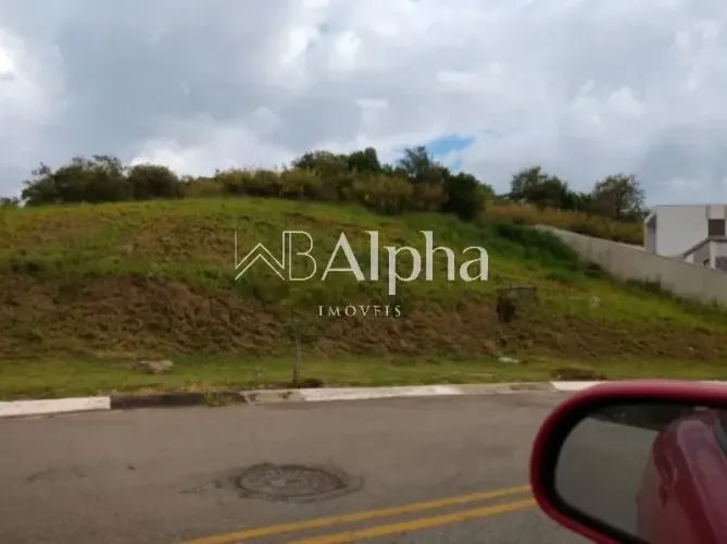 Terreno aclive à venda no condomínio Reserva Santa Anna em Santana de Parnaíba - SP