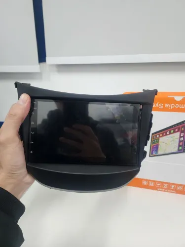 Multimídia HB20 de 7 polegadas com moldura e câmera de ré<br>Android e carplay