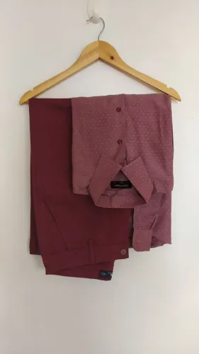 Calça masculina smart casual Tam 40 Tng e camisa Cia do terno slim Tam 2