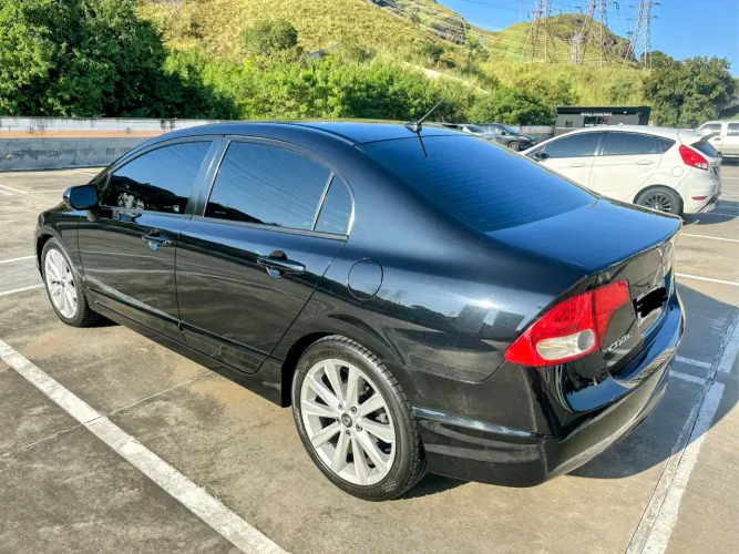 Honda Civic Sedan LXS 1.8/1.8 Flex 16V Aut. 4P 2008