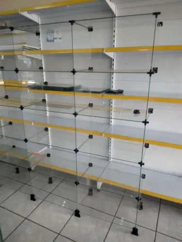 PRATELEIRAS DE VIDRO PARA LOJA - EXCELENTE ESTADO!