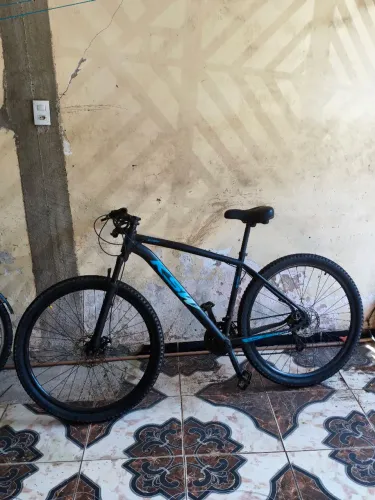 Bicicleta Usada KSW COM NOTA FISCAL, Aro 29 de Alumínio, Tamanho 21, Freio Hidráulico 