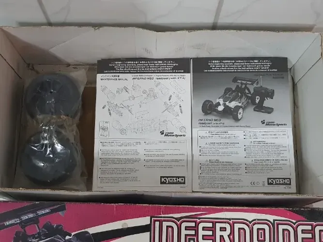 U R G E N T E - Vendo/Troco Kyosho Inferno Neo Race Spec - Carrinho combustão