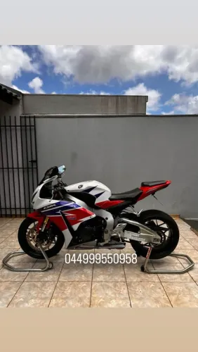Honda CBR 1000 RR Fire Blade 2013