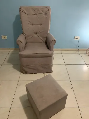 Cadeira amamentação + proteção para cama