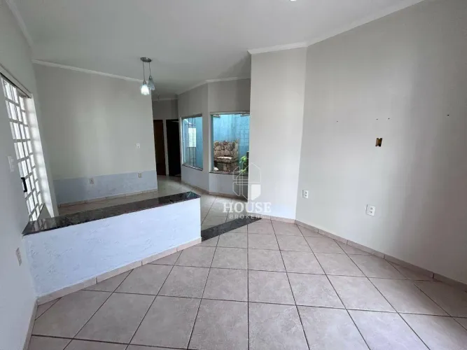 Casa com 4 dormitórios para alugar, 200 m² por R$ 3.315,29/mês - Chácara Nova Odessa - Mog