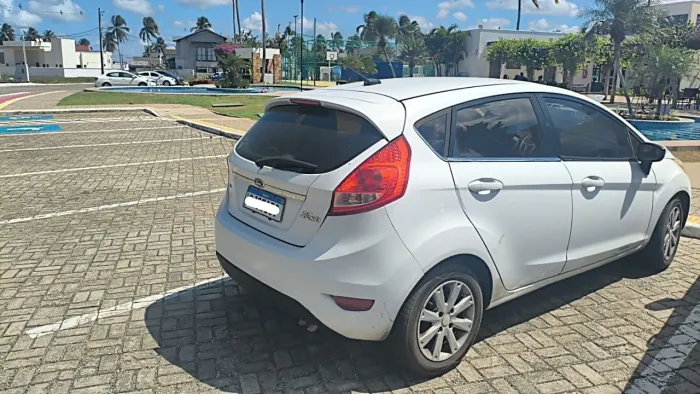 Ford Fiesta SE 1.6 16V Flex 5P 2013