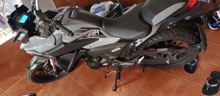 Shineray storm 200 CC