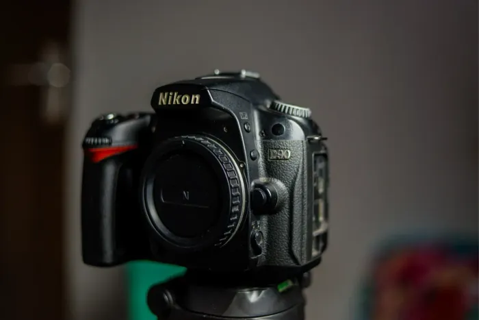 CÂMERA NIKON D90 + 50mm