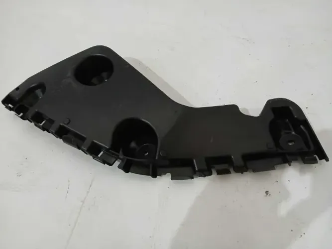 GUIA PARACHOQUE TRASEIRO DIREITO RENAULT DUSTER 2012/2019