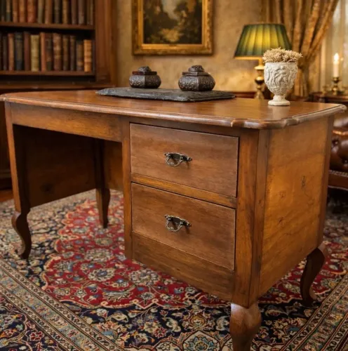 Mesa de Escritório Elegante em Madeira