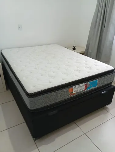 Cama casal colchão box dupla face e baú