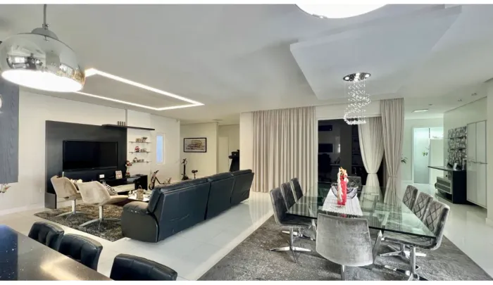 Vendo casa de Alto Padrão na Vila Nova-Londrina