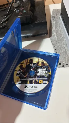 Vendo jogo de ps5 (gta 5)