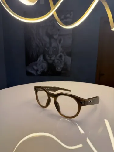 ÓCULOS META OAKLEY