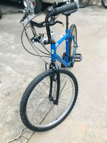 BICICLETA ARO 24 com marcha funcionando 