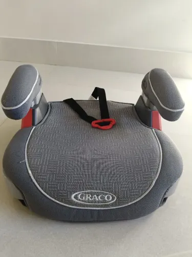 Assento infantil para carro