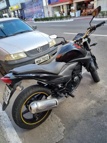 Cb300 pra sair agora 