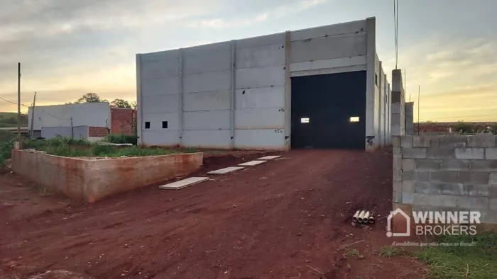 Barracão à venda, 920 m² por R$ 2.600.000,00 - Parque Industrial 200 - Maringá/PR