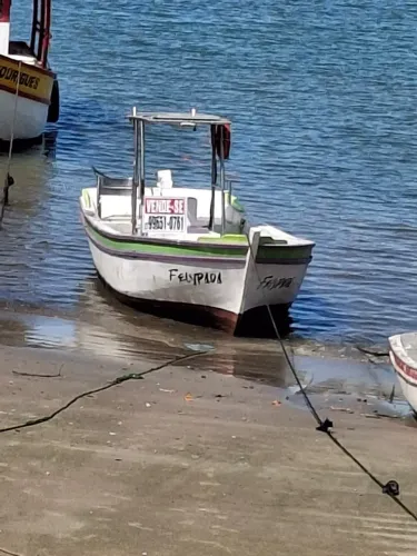 Barco de Madeira modelo Boca larga 