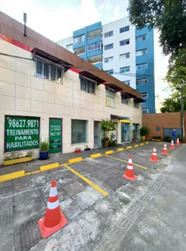 Prédio Completo no Espinheiro: 226,34m² de Lucro Garantido para Seu Negócio!