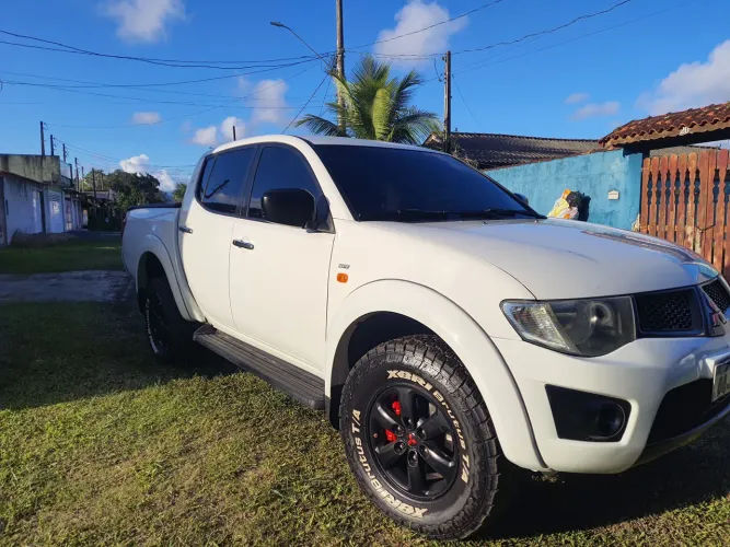Mitsubishi L200 Triton HPE 3.5 CD V6 24V Flex Aut. 2012