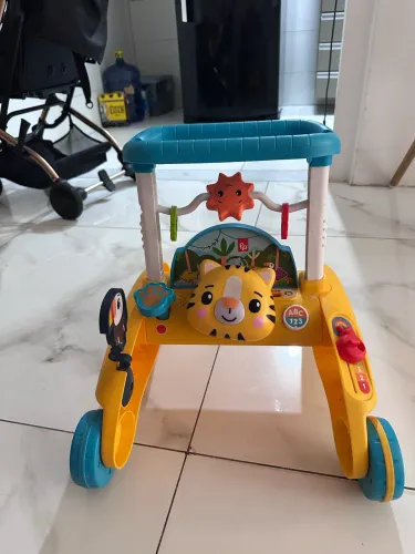 Andador fisher price
