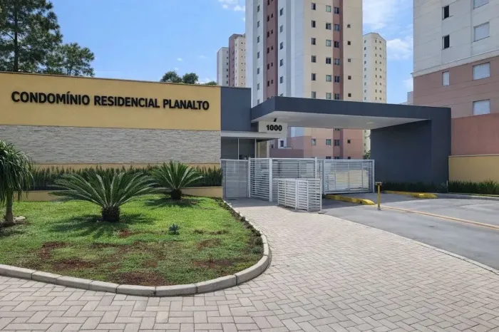 APTO CONDOMINIO PLANALTO