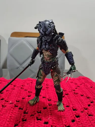 Predator Lost Neca original (não é o ultimate) raro 20cm