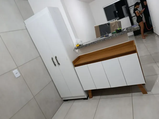 Multiuso e aparador novos