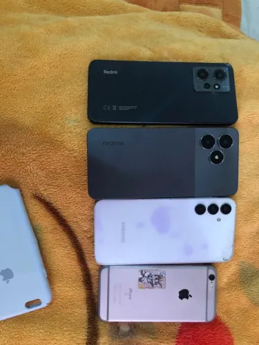 4 celulares por 250