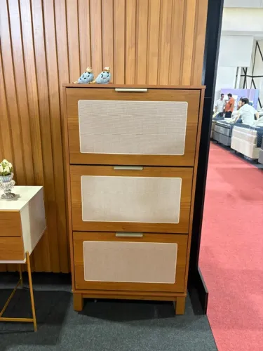 SAPATEIRA VIVARE Largura: 68 cm NOVO PRONTA ENTREGA