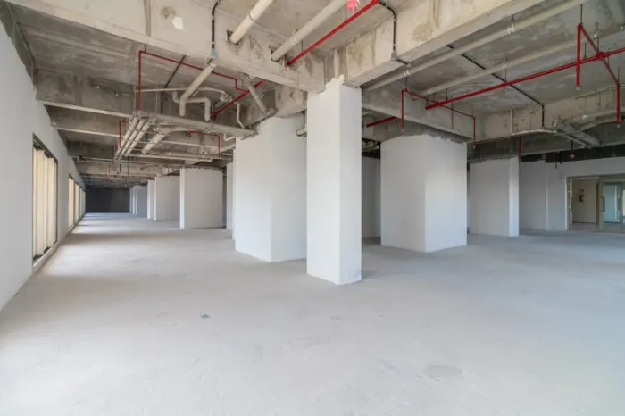 Loja na Avenida dos Carinás, 179 - Unidade 1 913 m²