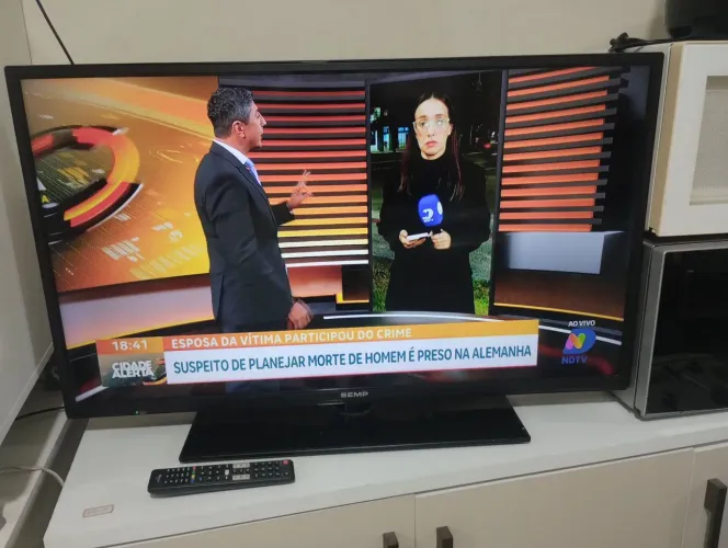 TV LED semp 40 polegadas HDMI