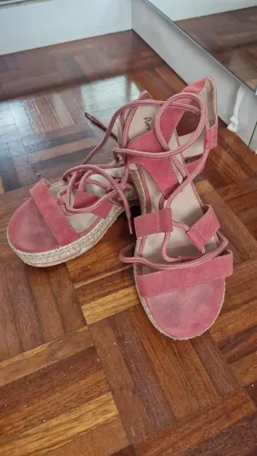 Sandália rosa, com cordas, salto 4cm, tam 37, marca PURA AUDÁCIA