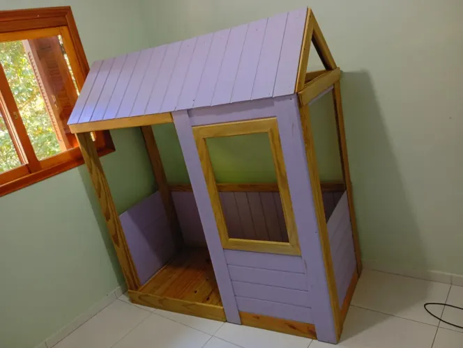 Cama infantil montessoriana (casinha)