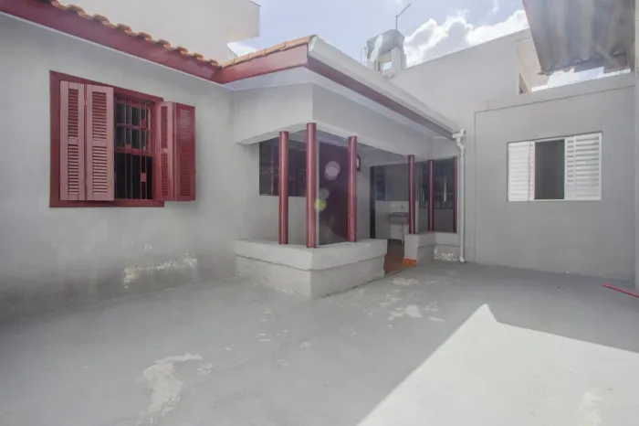 Casa comercial na Rua Joaquim Pedro Getúlio, 117 65 m²
