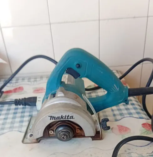 Makita